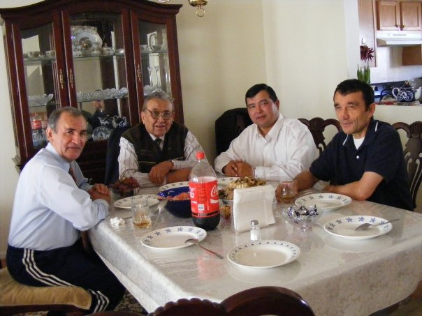 AQSH, 2008 yil, Abdurahim Pulatning honadonida
